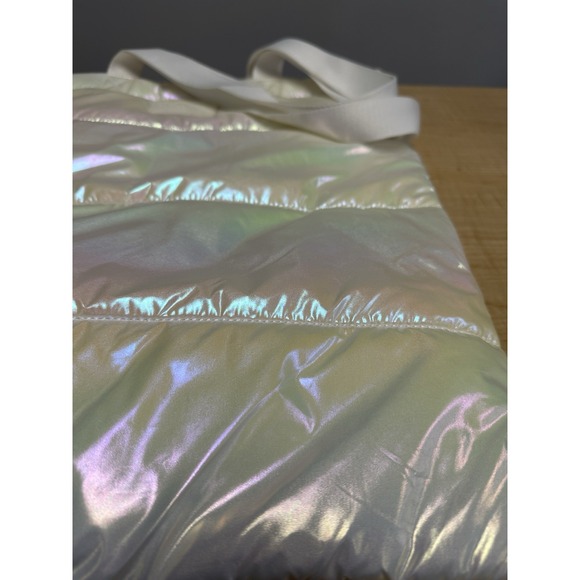 Iridescent Puffer Tote Bag White Shimmer Quilted Shoulder Bath‎ And Body Works - Picture 3 of 6
